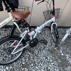 折りたたみ自転車　4台　黒、茶色、青、白の画像