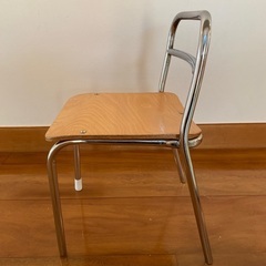 子供椅子　幼稚園　保育園　お受験　練習の画像