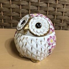 Floral Porcelain フクロウ 梟 ふくろう ミミズク 飾り 小物入れ ポプリ入れ 香炉 アクセサリー入れ 陶器製 置物 の画像