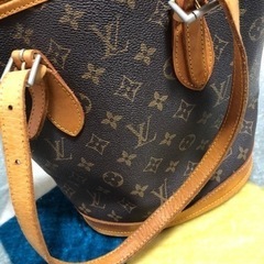 VUITTON ヴィトン バック ブランド　値下げ❣️