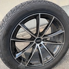 新品同様　アウディQ7用スタッドレス&ホイールの画像