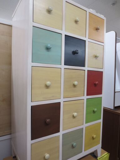 【値下げしました。】ジモティ来店特価!!!　カラフルなチェスト　　J-42