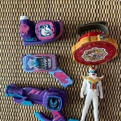 美品🎄ゼンカイジャー⭐️クリスマスプレゼントに⭐️箱、説明書あり‼️ゼンカイジャージュラガオーンセット⭐️ゼンカイオー🎄クリスマスプレゼントに‼️の画像