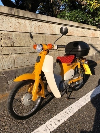 スーパーカブ50 ストリート　幸せの黄色いカブ　通勤通学に　女性にもおすすめです