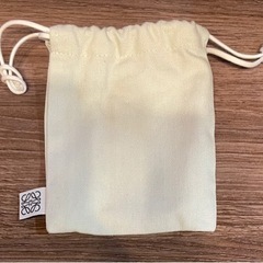 LOEWE レッド系×ピンク系 バイカラー 財布の画像