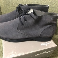 【値下げ！】Salvatore Ferragamo スエード　men'sブーツの画像