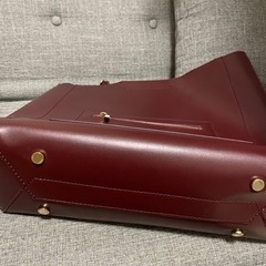 パピヨネ　レザーバッグ　ボルドーの画像