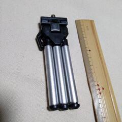 手のひら三脚 カメラ