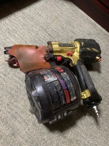 日立　高圧釘打ち機90