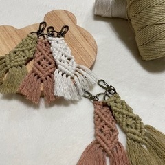 マクラメ　キーホルダー