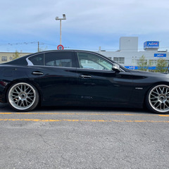 HV37 スカイライン　350GTハイブリッド　サンルーフ付の画像