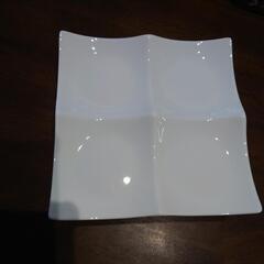 4つに分かれてるプレート