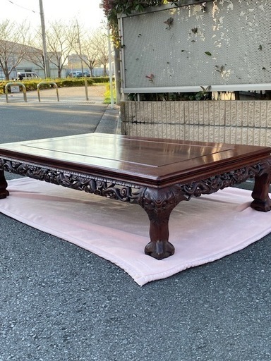 ◎大幅お値下げしました‼️唐木家具 紫檀 座卓 座敷机 透かし細密彫刻 抽斗 センターテーブル ちゃぶ台 和室 和家具 玉杢 瘤付 煎茶道具 シタン ローテーブルお値下げ要相談可‼️