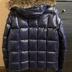 モンクレールダウンの画像