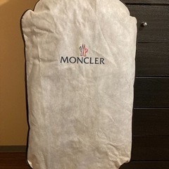 モンクレールダウンの画像