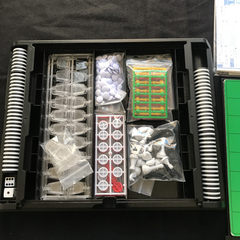 スロットカーレースセット　おまけでボードゲーム付きの画像