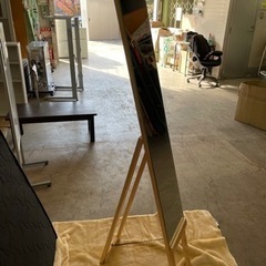 1031 スリムスタンドミラーの画像