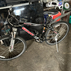 GIANT 自転車　中古