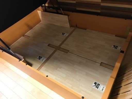 取引決定しました！ニトリ　ダブルベッド　跳ね上げ式収納　ベッドフレーム