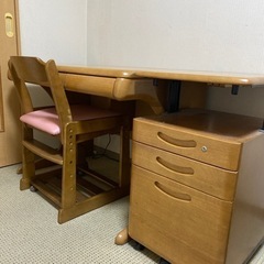 カリモク学習机３点セット