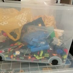 レゴ 大量 何キロあるか不明の画像