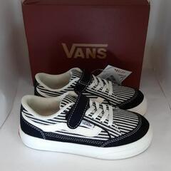 VANS　キッズ　スニーカー　バンズ　ブラック　