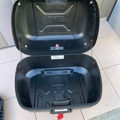 バイク リヤボックス GIVI E43の画像