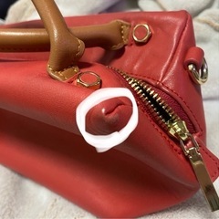 interstapleショルダーバッグの画像