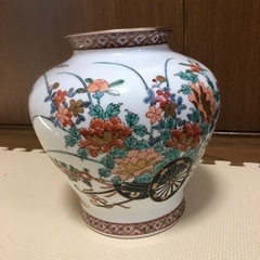有田焼　秀峰窯　花瓶の画像