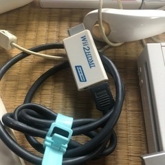 売却済　Wiiセット　センサーケーブル切れてます。全体的に痛んでます。の画像