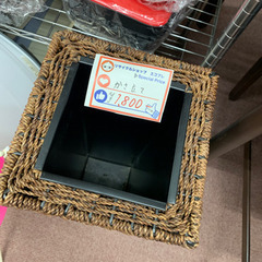 アジアンテイックな傘立ての画像