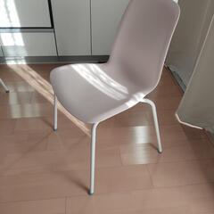 IKEA椅子２個15００円の画像