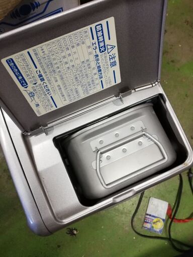 ダイニチ　灯油　ファンヒーター　ストーブ