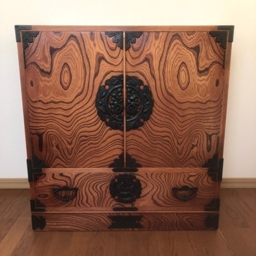 12/10まで民芸家具　欅突板材時代箪笥　着物箪笥／和箪笥／衣装箪笥