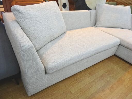 HUKLA フクラ 3人掛けカウチソファ Lecoleta レコルタ 布製ファブリック アイボリー系 クッション2個付き 幅250㎝ 