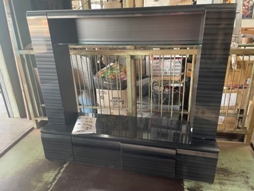 テレビボード！9万円を29800円で販売します！幅170cmの衝撃