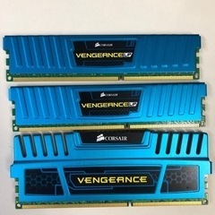 CORSAIR コルセア VENGEANCE CMZ8GX3M2...