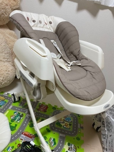 combi ネレリラ　AUTO SWING エッグクッション