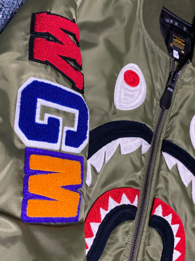アベイシングエイプ ジャンパー