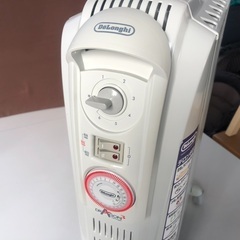 お取引中【美品】デロンギ オイルヒーター「D091549EFS」①の画像