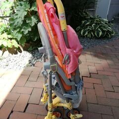 軽くて簡単に使えるベビーカー