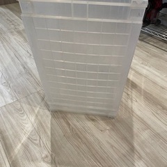 衣装ケース　プラスチック　美品　の画像