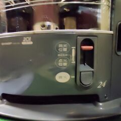 早いもの勝ち【無料】差し上げます　0円　シャープ自然通気型開放式石油ストーブHSR-240の画像