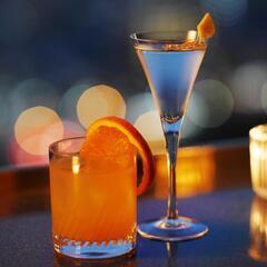 小山でBARで飲む方募集