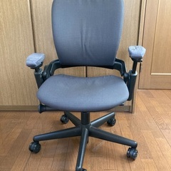 Steelcaseのオフィスチェア