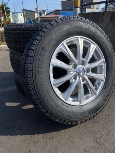 新品 未使用 ジョーカー グライド ホイール ラブフォー　215/70r16  スタッドレス セット 16インチ アイスガード