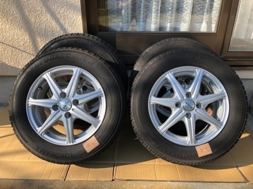 スタッドレスタイヤ ホイール　175/70R/14