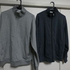【取引中】スウェット（トップス）2枚　中古品