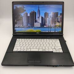 富士通　高性能第3世代Core i7搭載 メモリ8G　SSD256G　DVD読み書き Wifi対応　大画面　15.6インチ　Windows10搭載