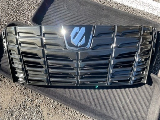 アルファード30前期グリル